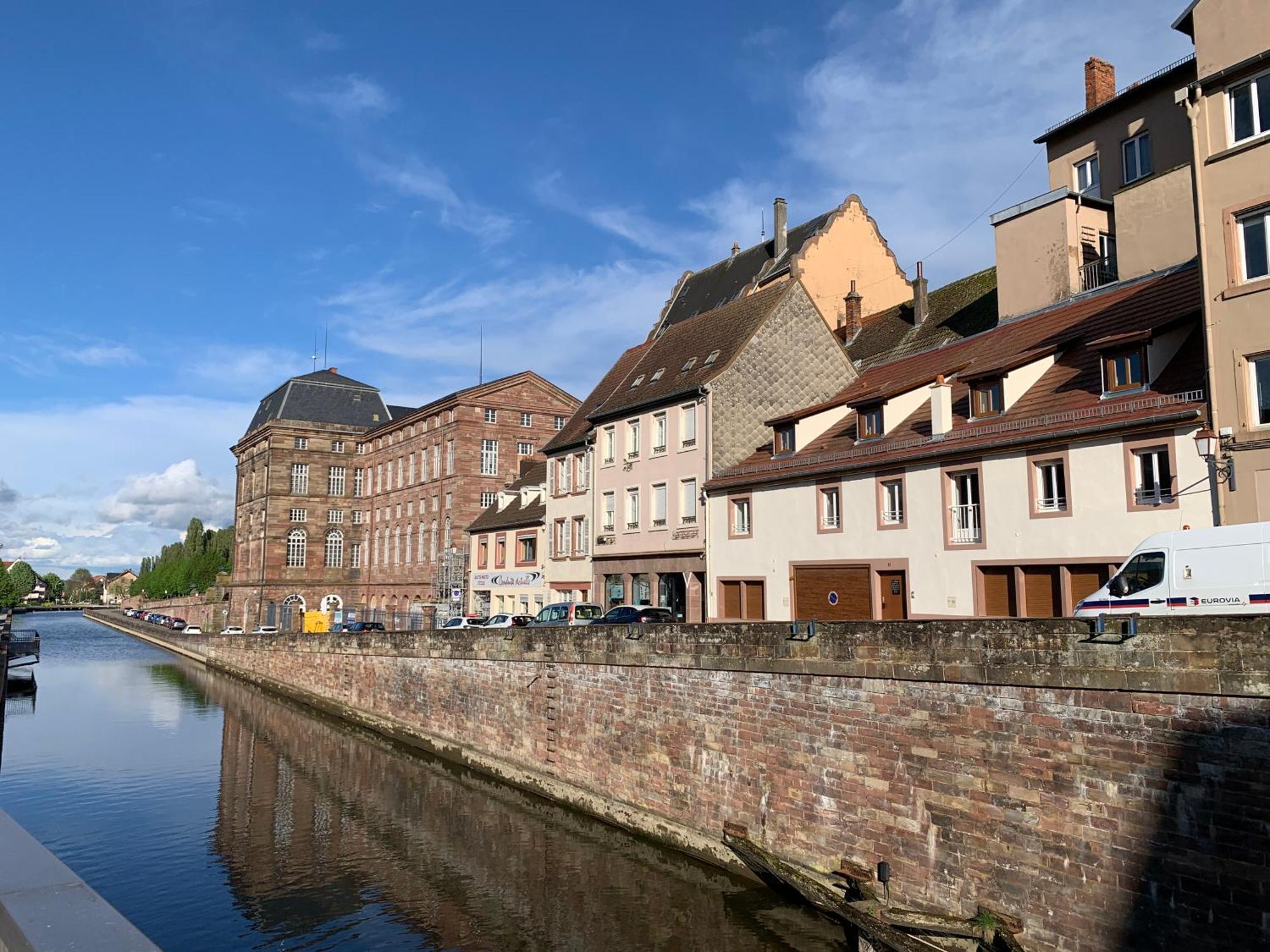 Les Rives Du Chateau, 90M2, Vue Sur Le Canal サヴェルヌ エクステリア 写真